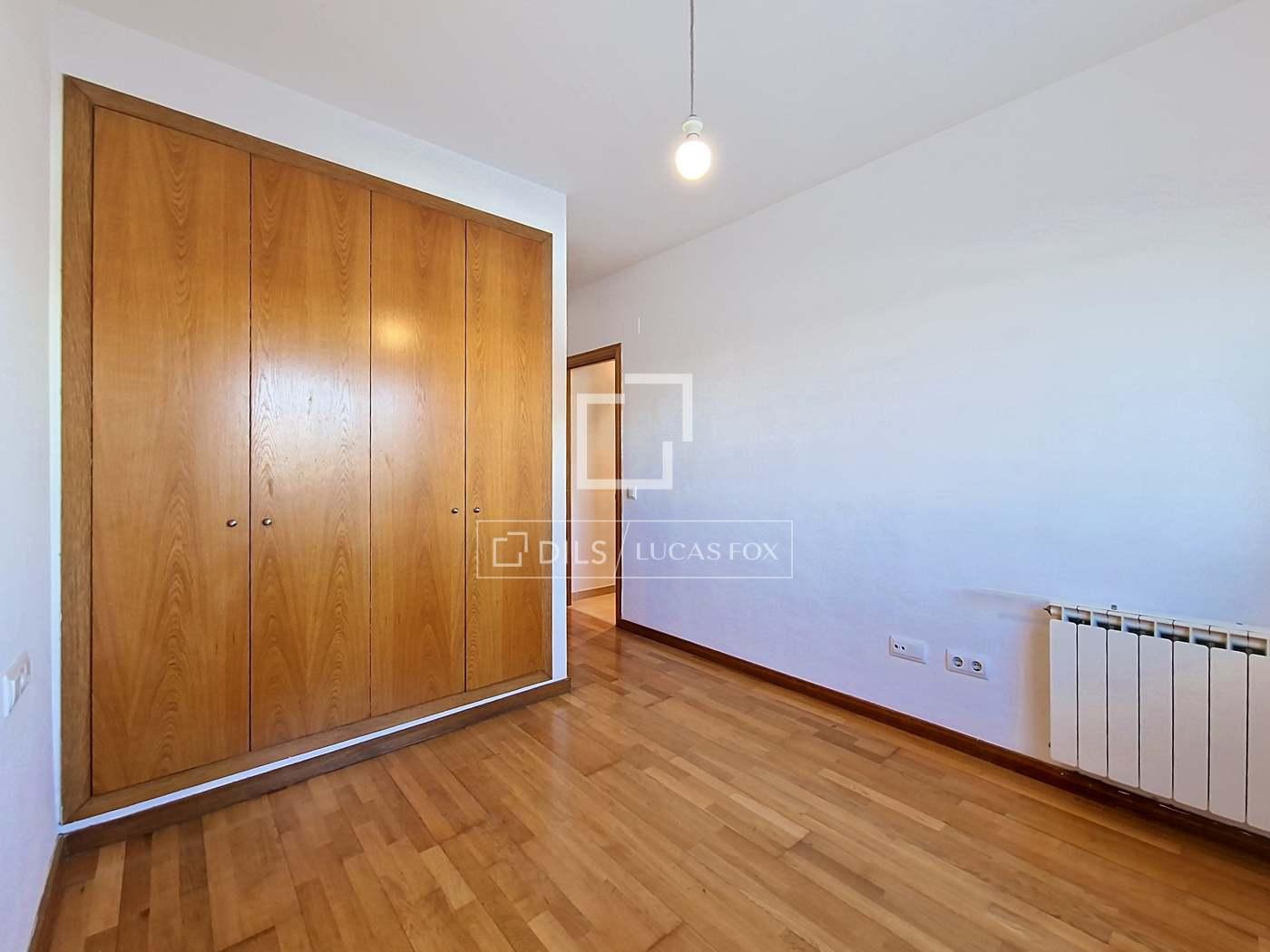 Apartment for Sale in Cubelles