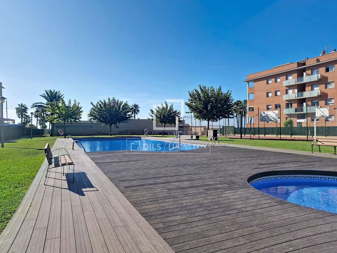 Apartment for Sale in Cubelles