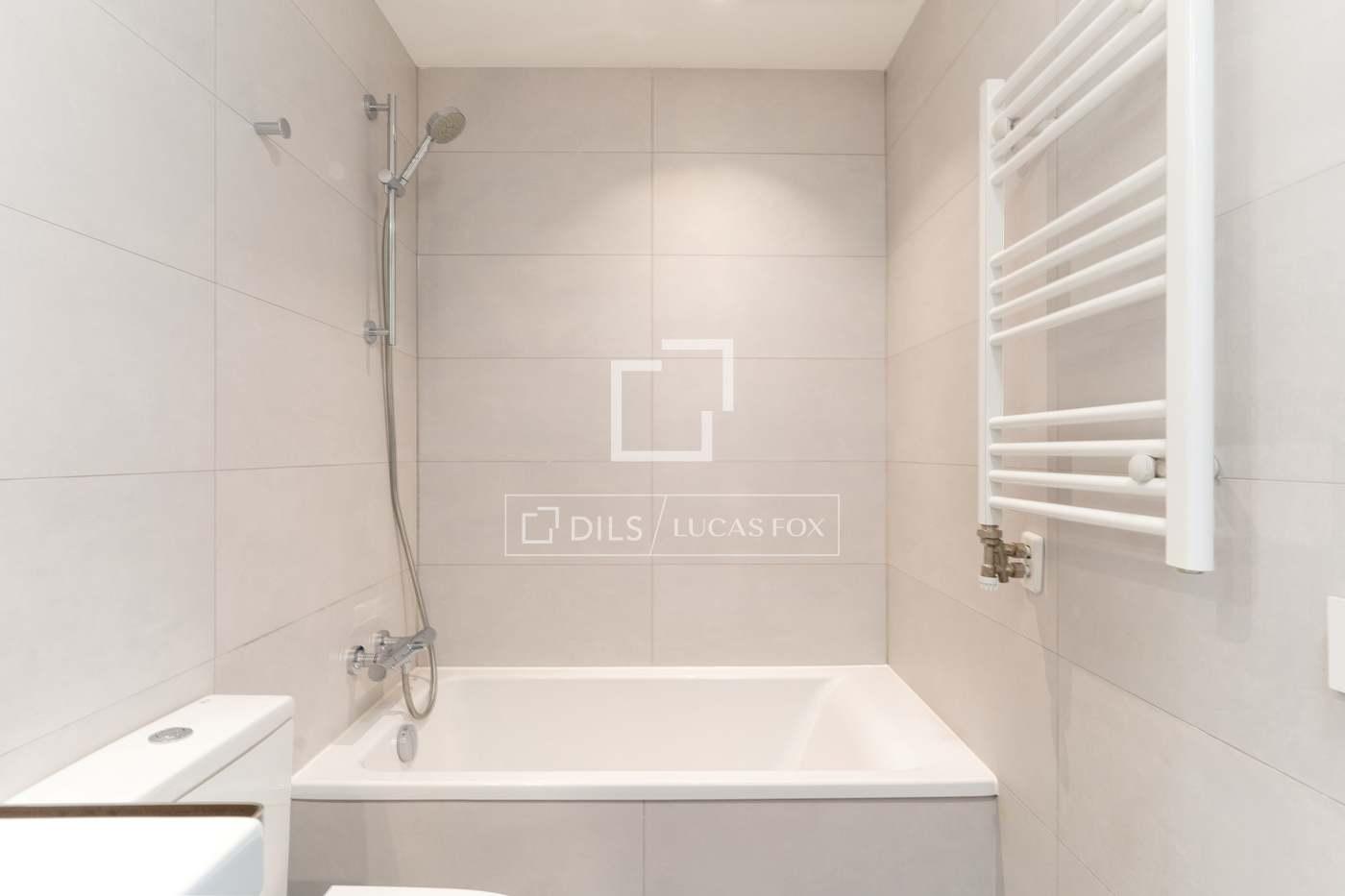 Apartment for Sale in Badalona