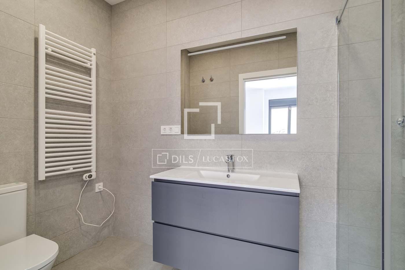 Apartment for Sale in L' Hospitalet de Llobregat