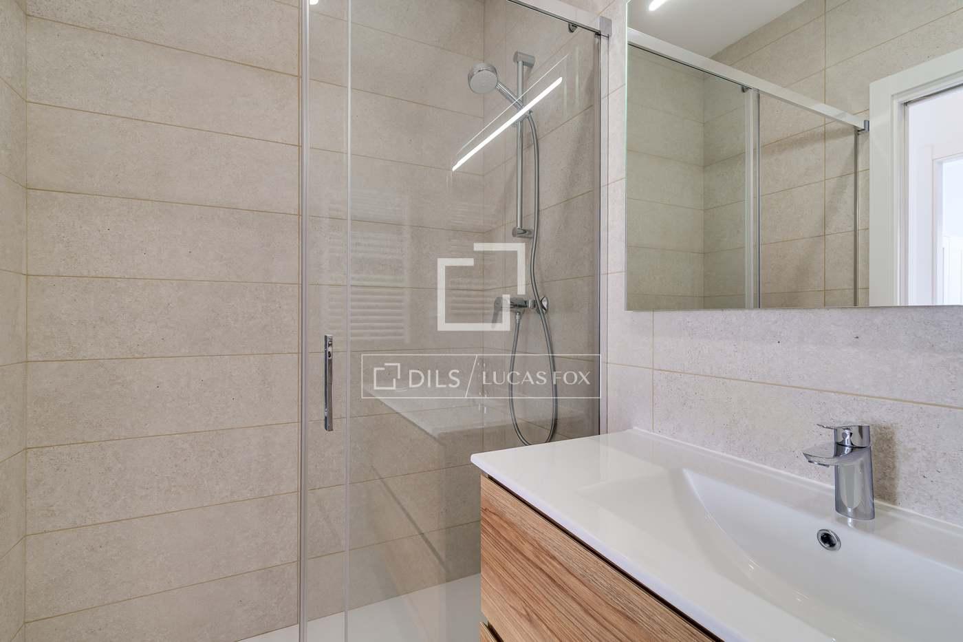 Apartment for Sale in L' Hospitalet de Llobregat