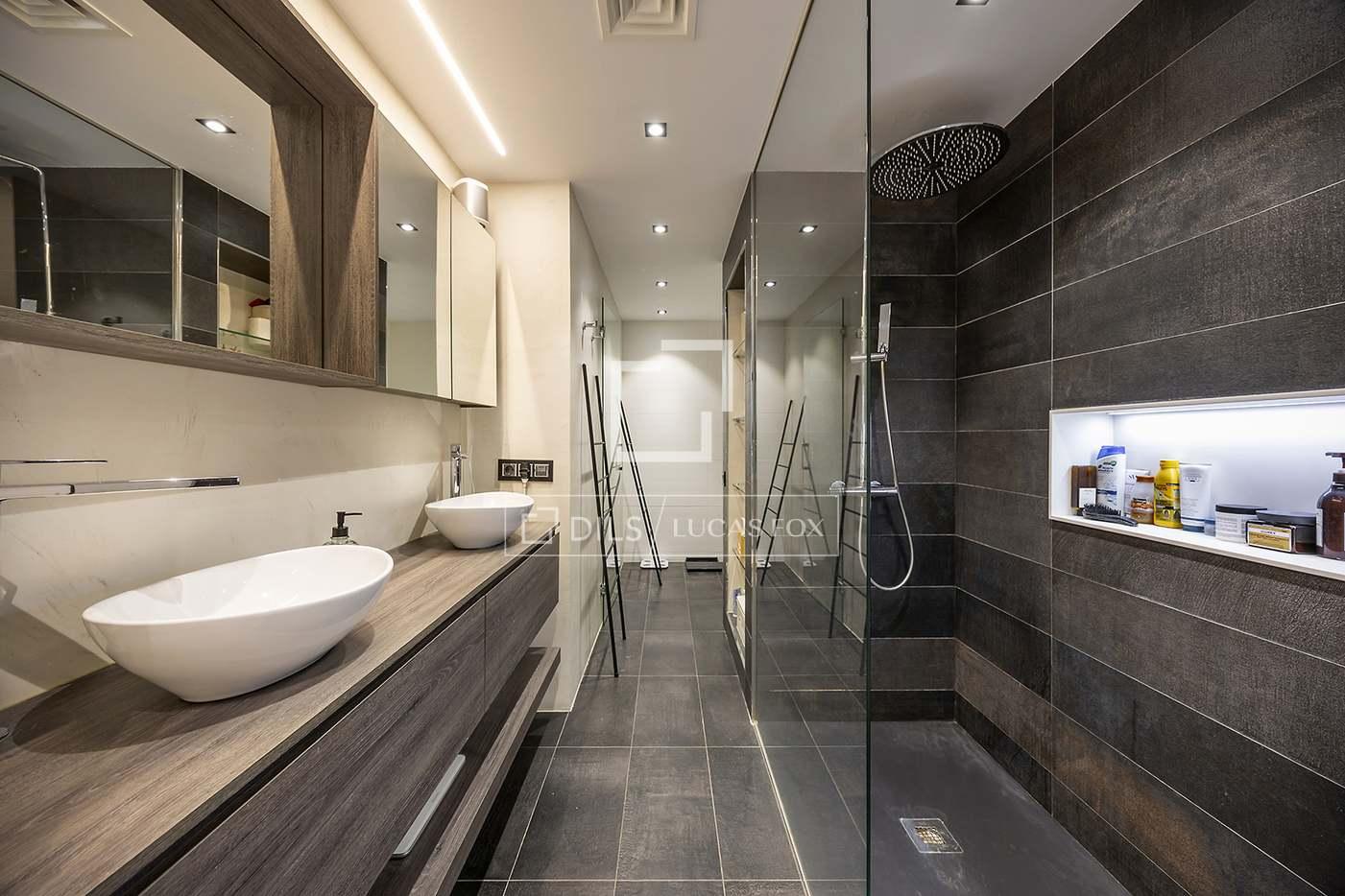 Apartment for Sale in Barcelona