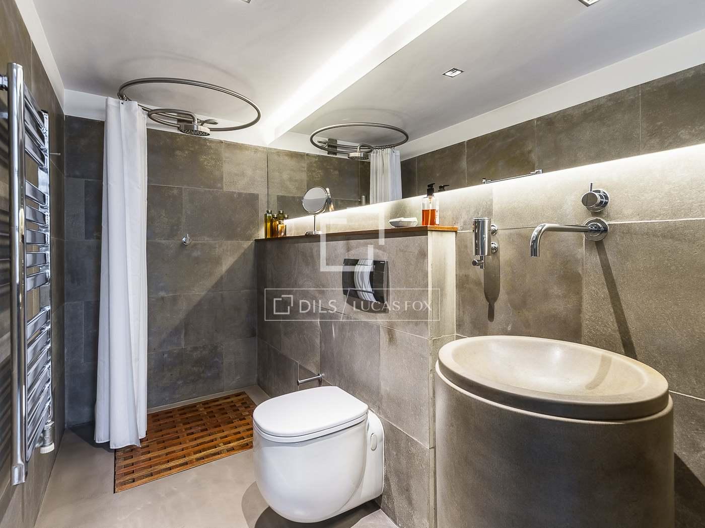 Apartment for Sale in Barcelona