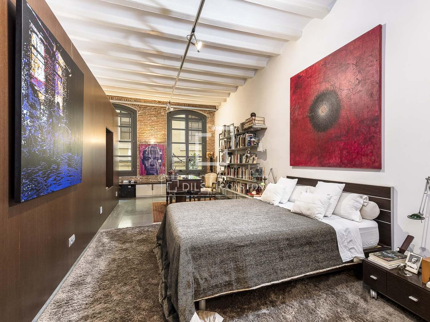 Apartment for Sale in Barcelona