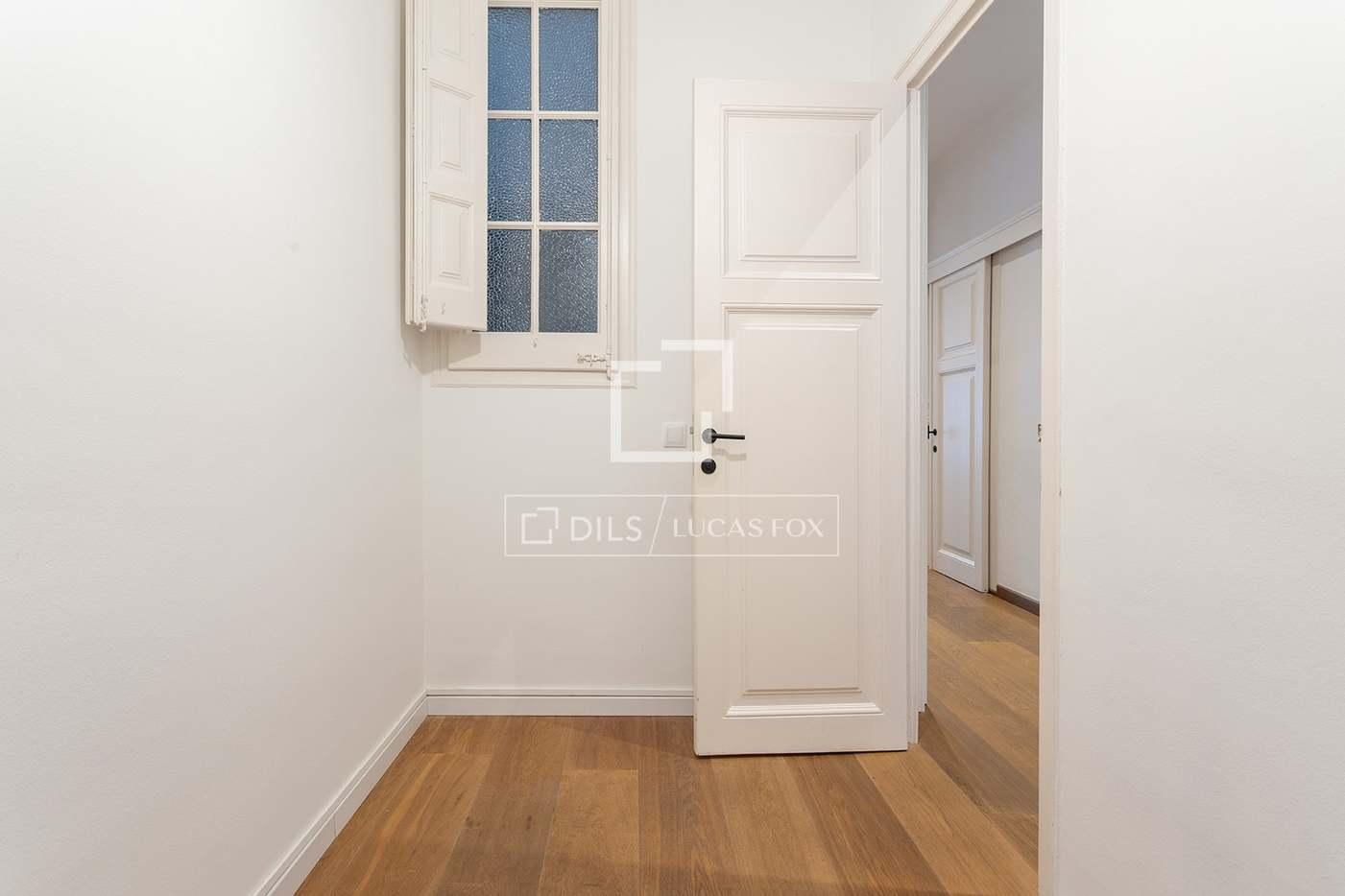 Apartment for Sale in Barcelona