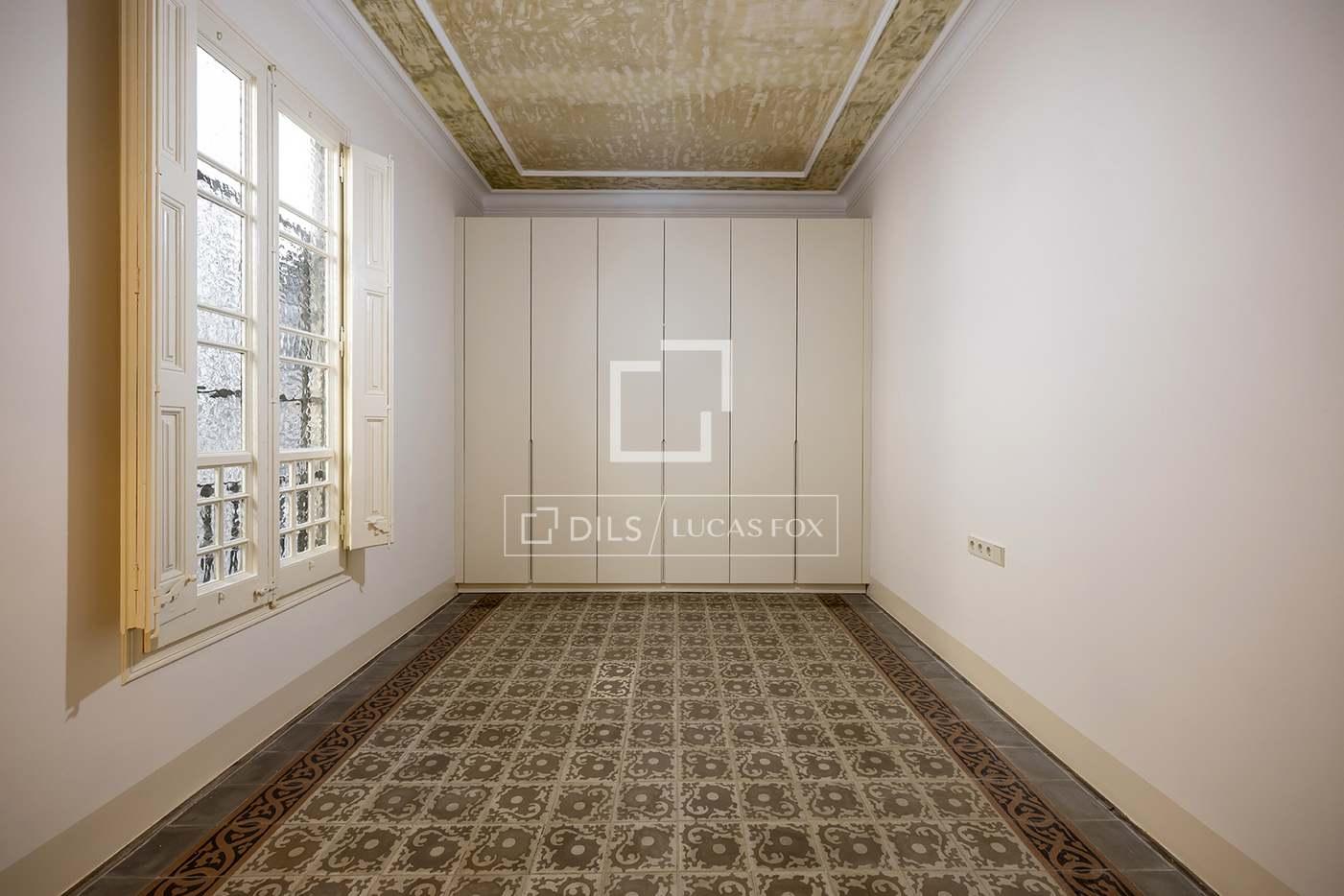 Apartment for Sale in Barcelona