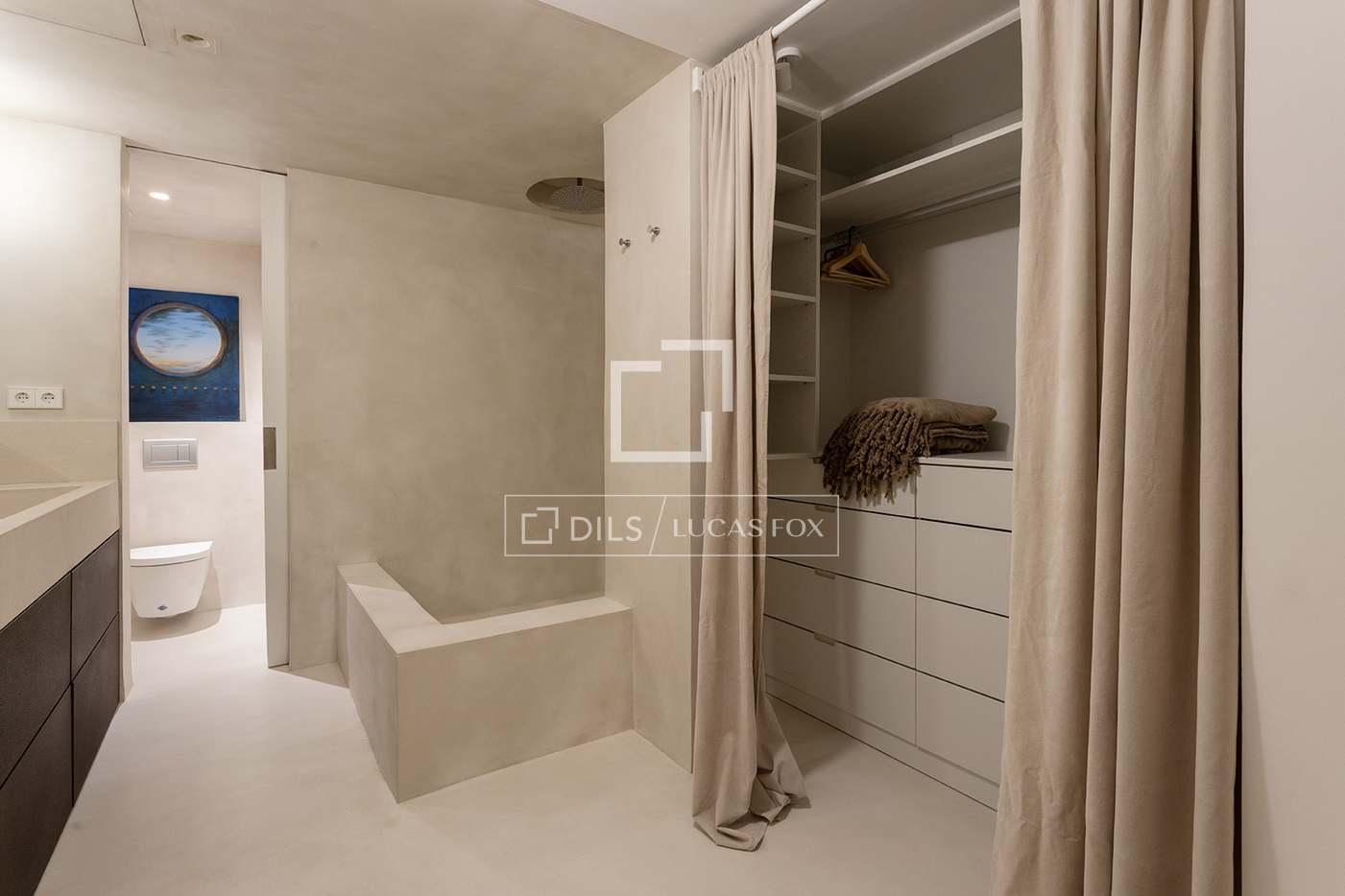 Apartment for Sale in Barcelona