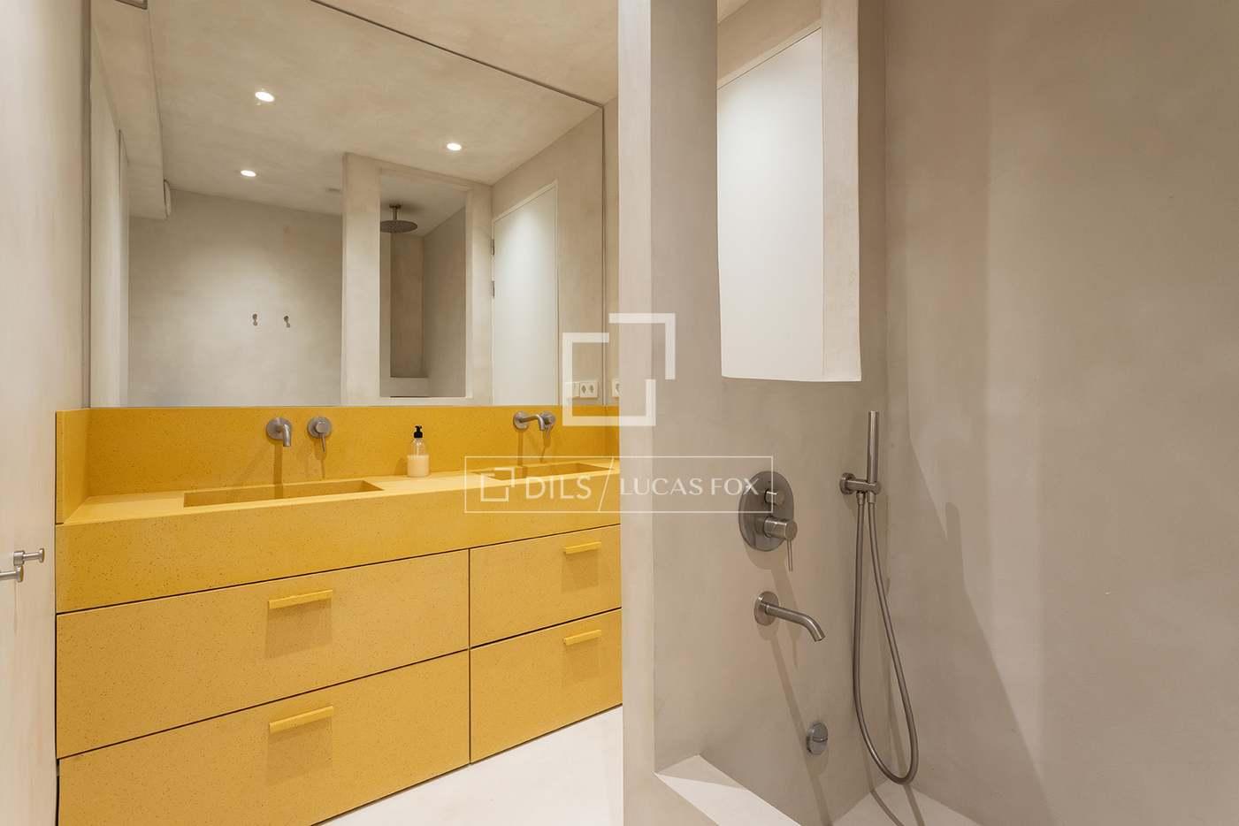 Apartment for Sale in Barcelona