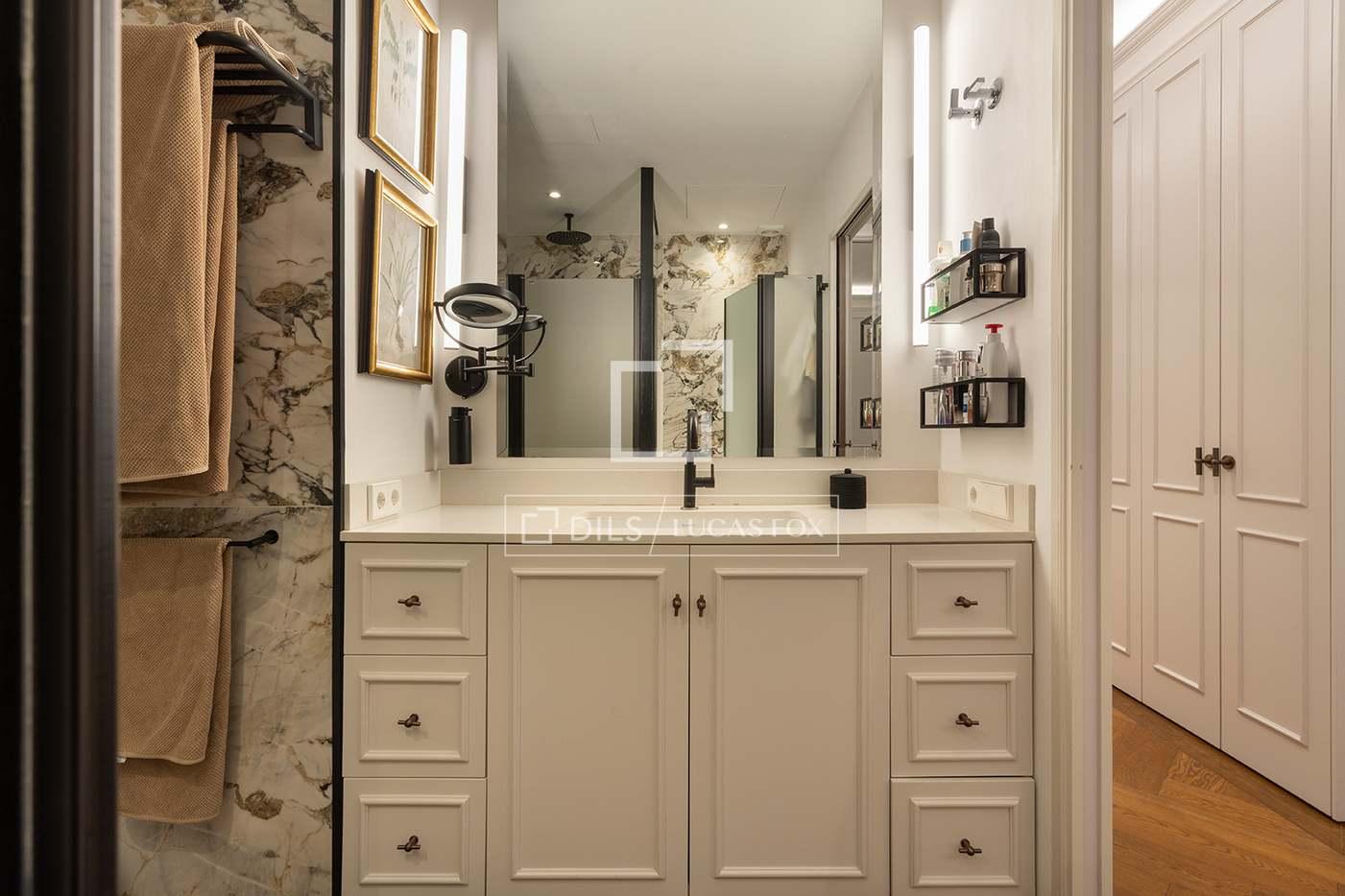 Apartment for Sale in Barcelona