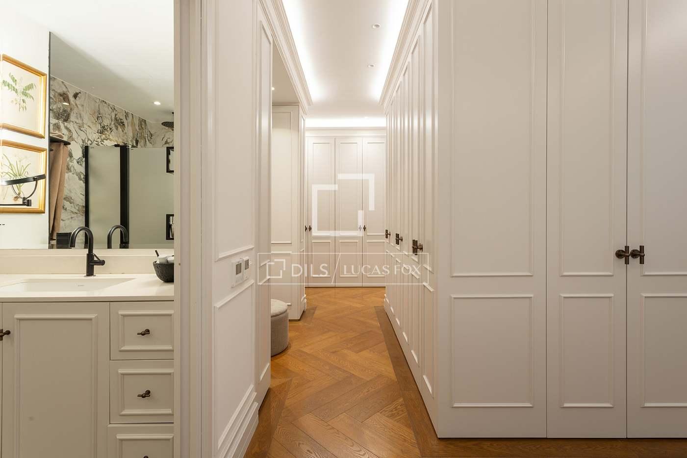 Apartment for Sale in Barcelona