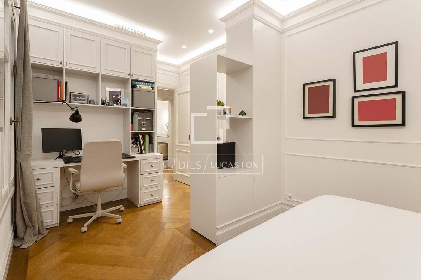 Apartment for Sale in Barcelona