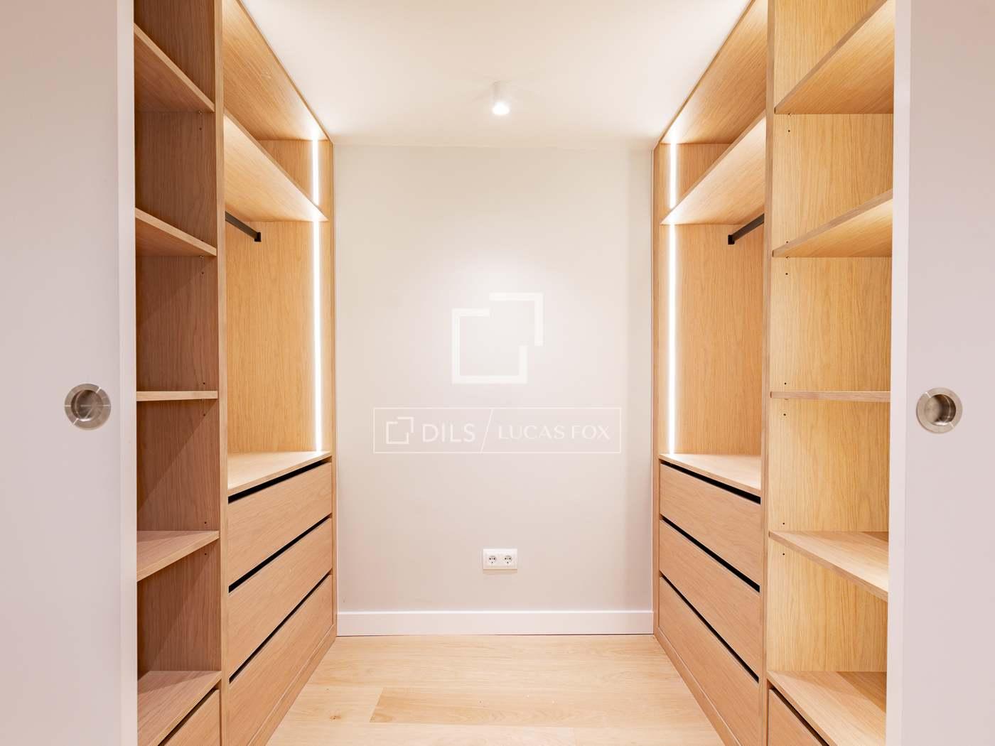 Apartment for Sale in Barcelona