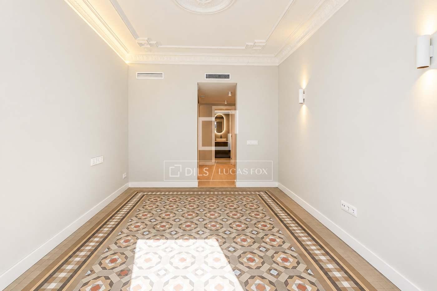 Apartment for Sale in Barcelona