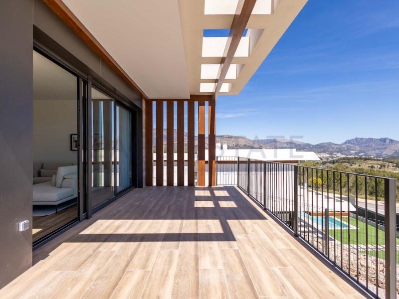 Chalet for Sale in Polop
