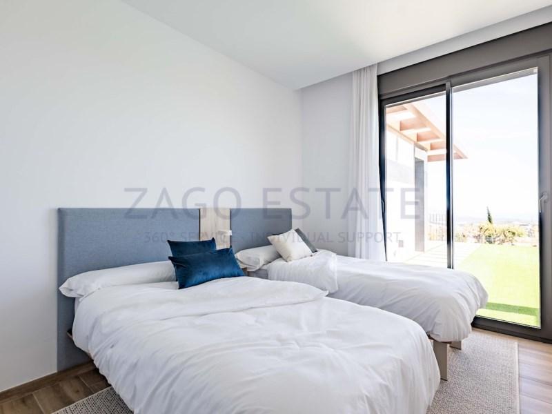 Chalet for Sale in Polop