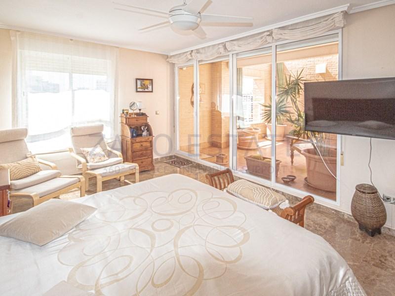 Ático en Venta en Alicante
