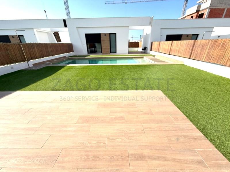 Villa for Rent in Finestrat