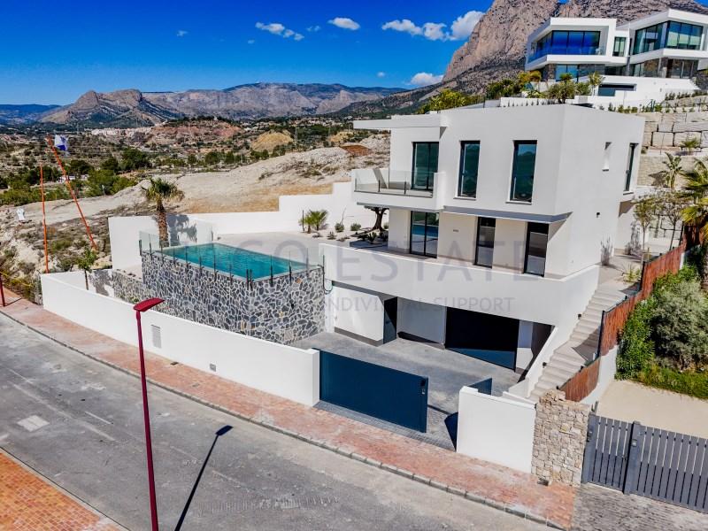 Villa for Sale in Finestrat