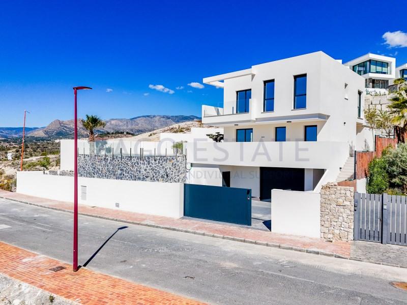 Villa for Sale in Finestrat
