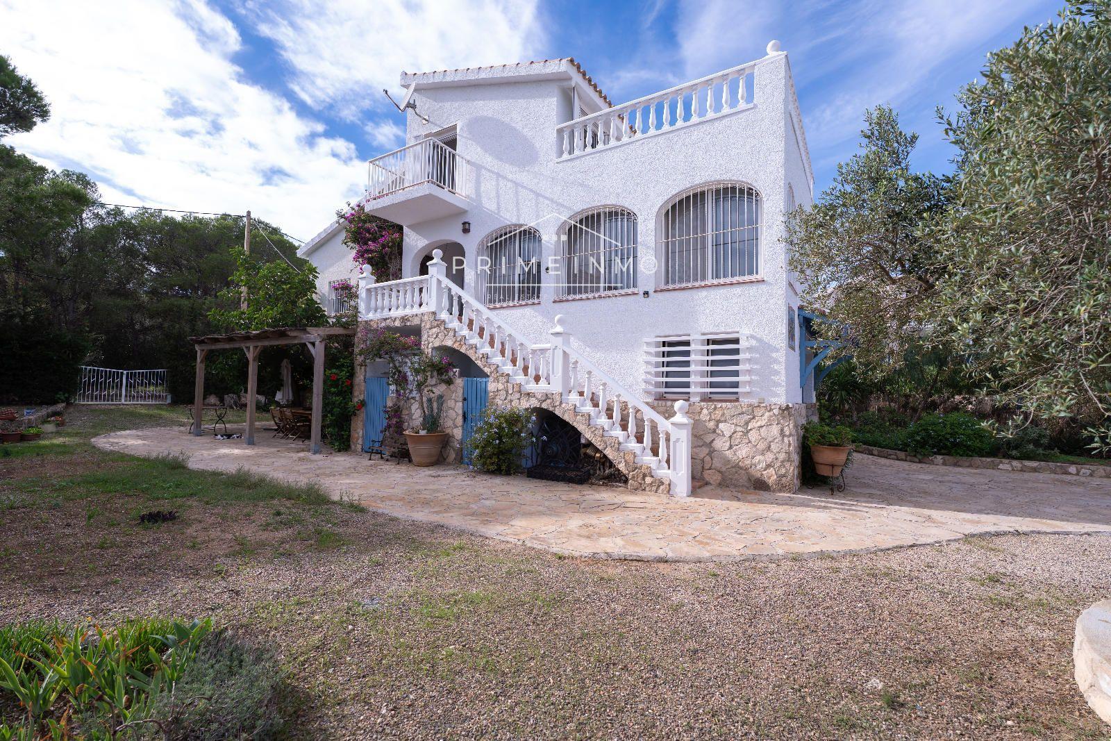 Chalet for Sale in L' Ametlla de Mar