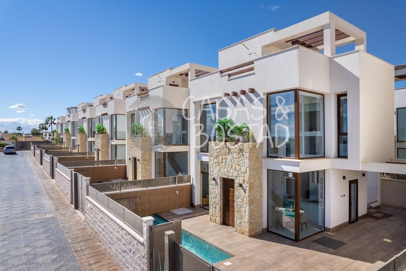 Villa en Venta en Los Montesinos