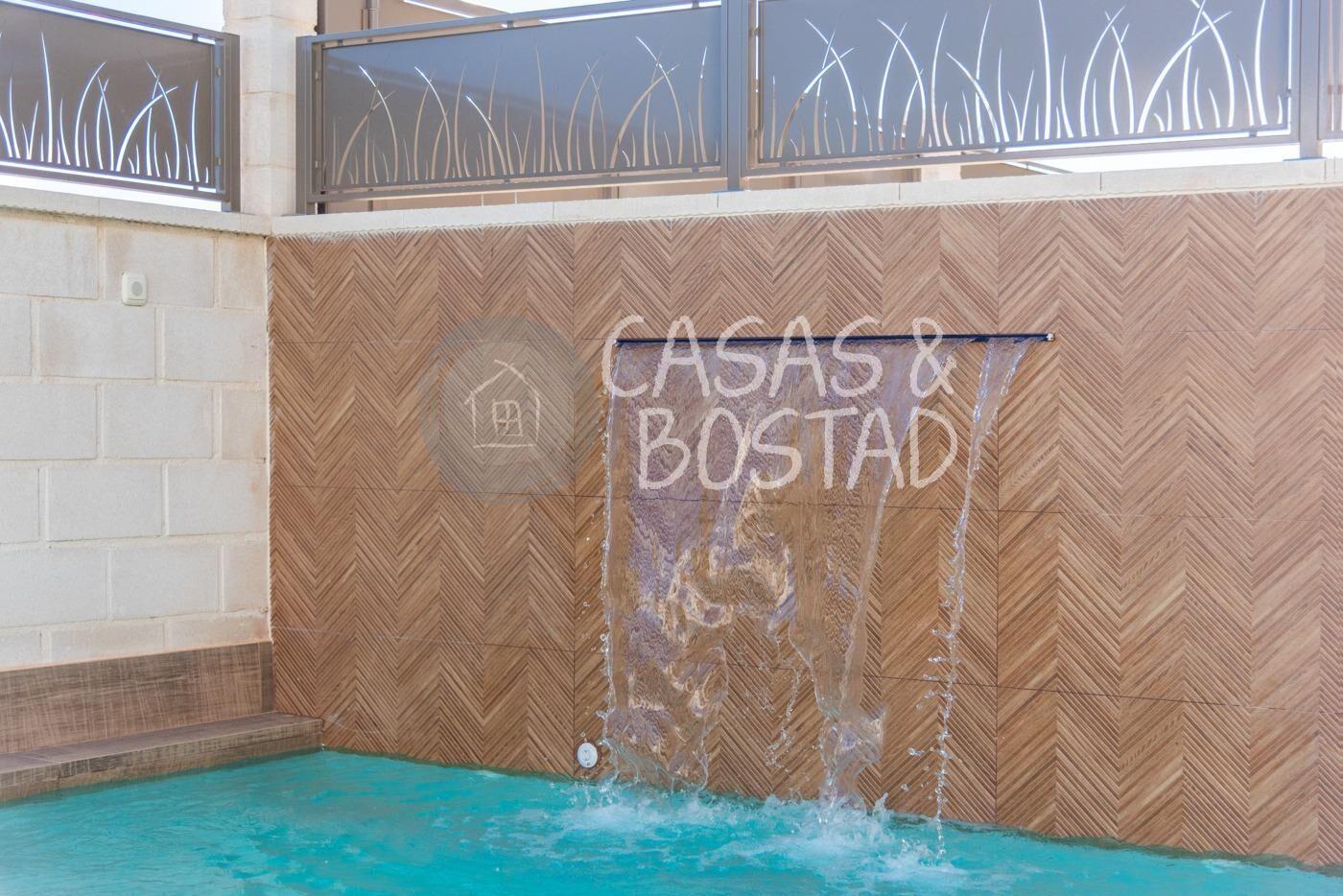 Villa en Venta en Los Montesinos