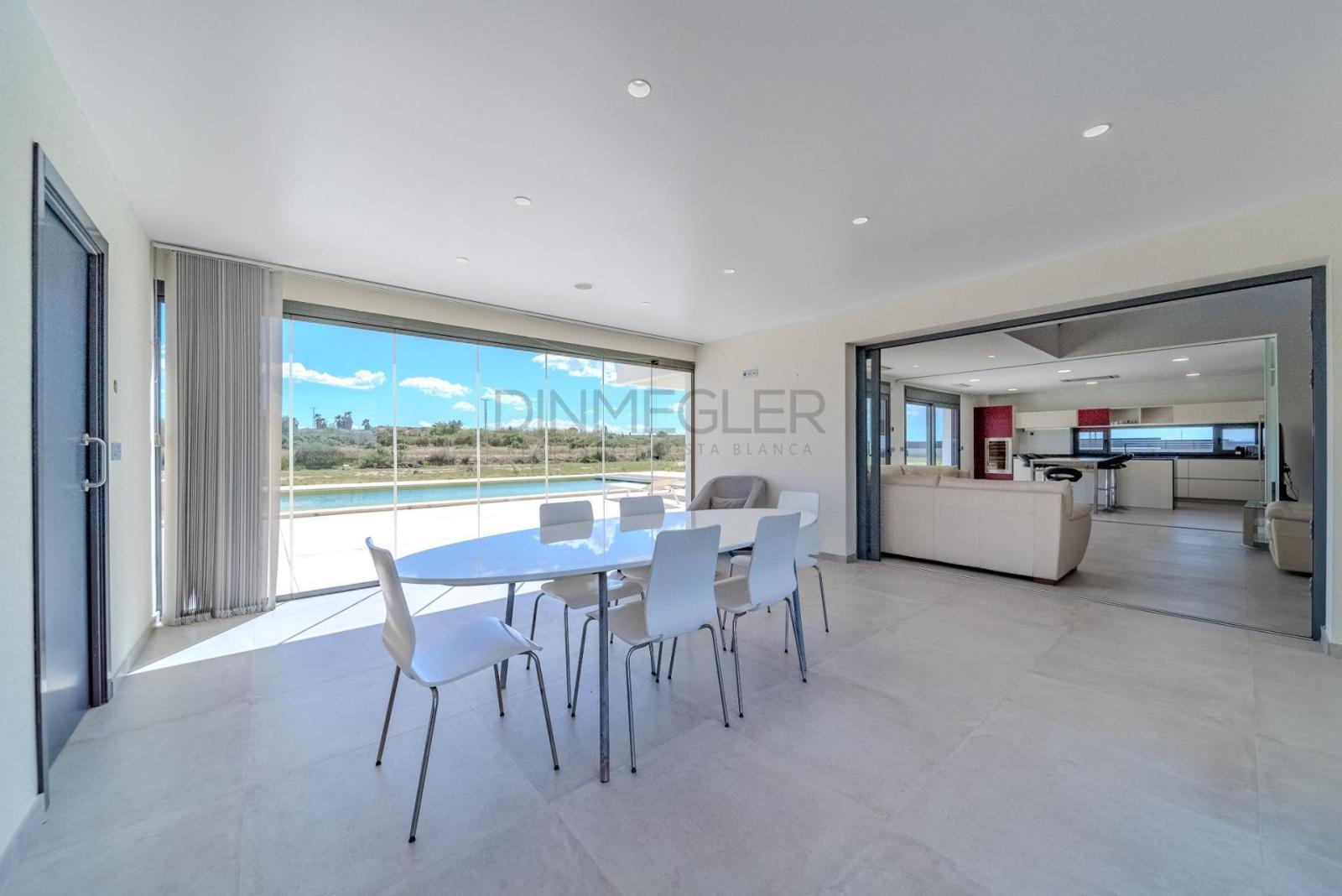 Villa en Venta en Elche