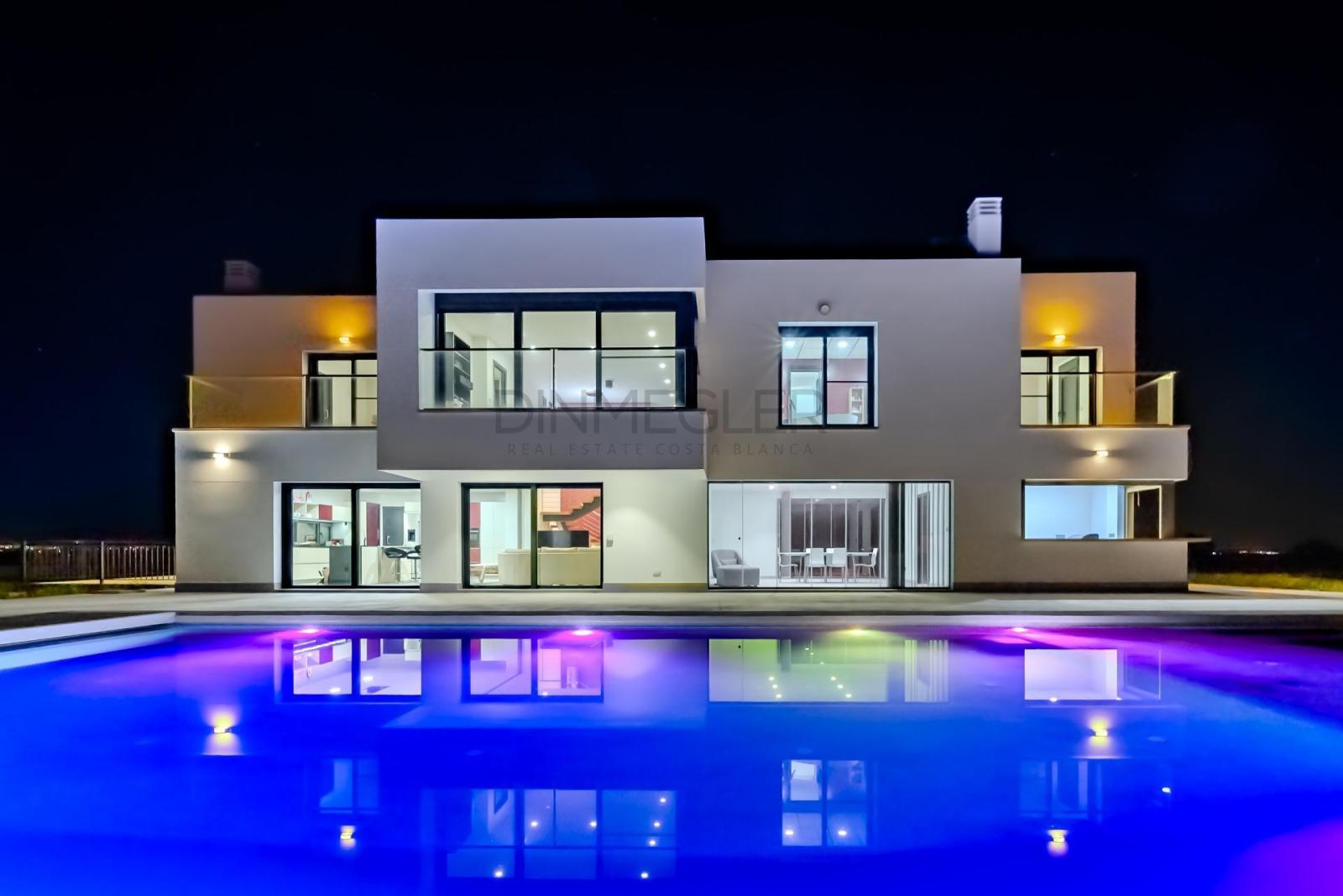 Villa en Venta en Elche