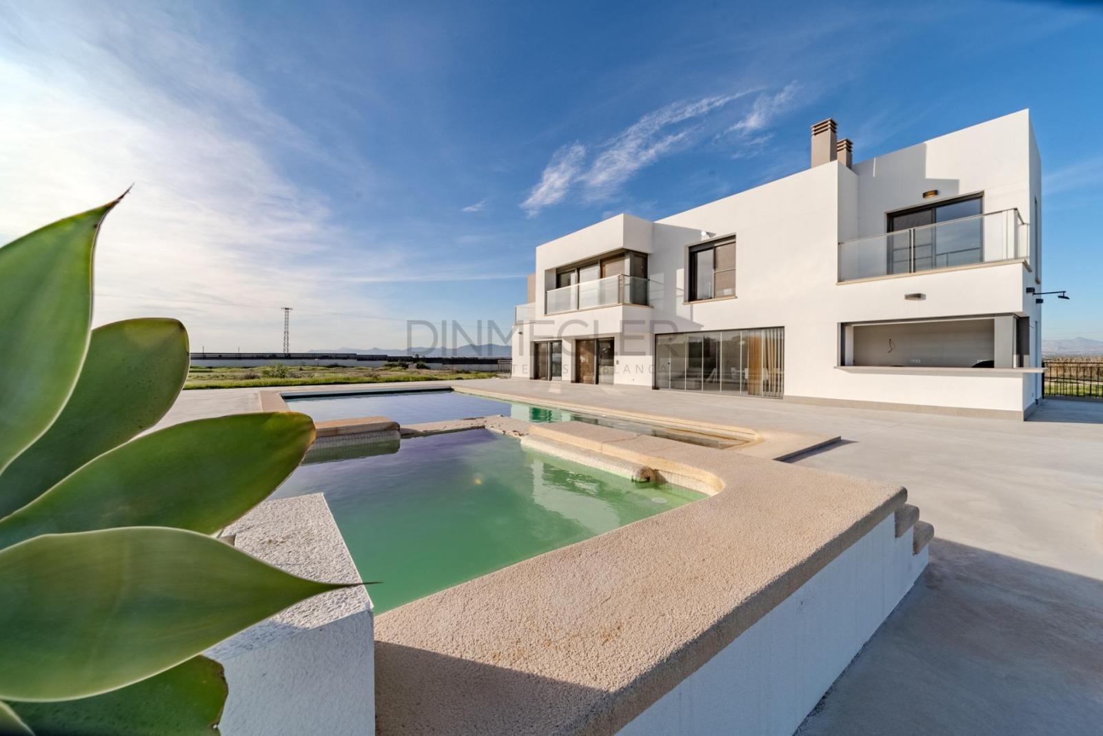 Villa en Venta en Elche