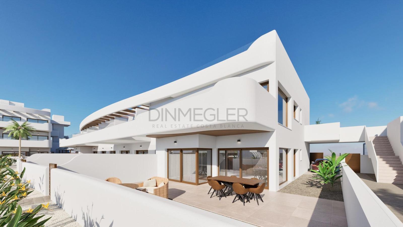Villa for Sale in Los Alcázares