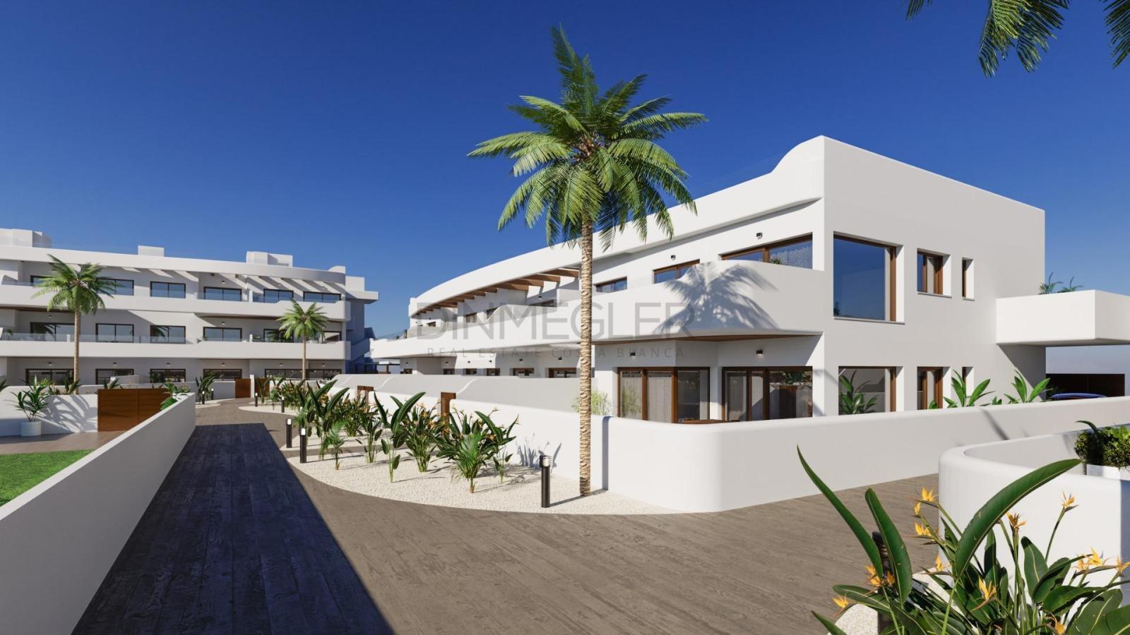 Villa for Sale in Los Alcázares