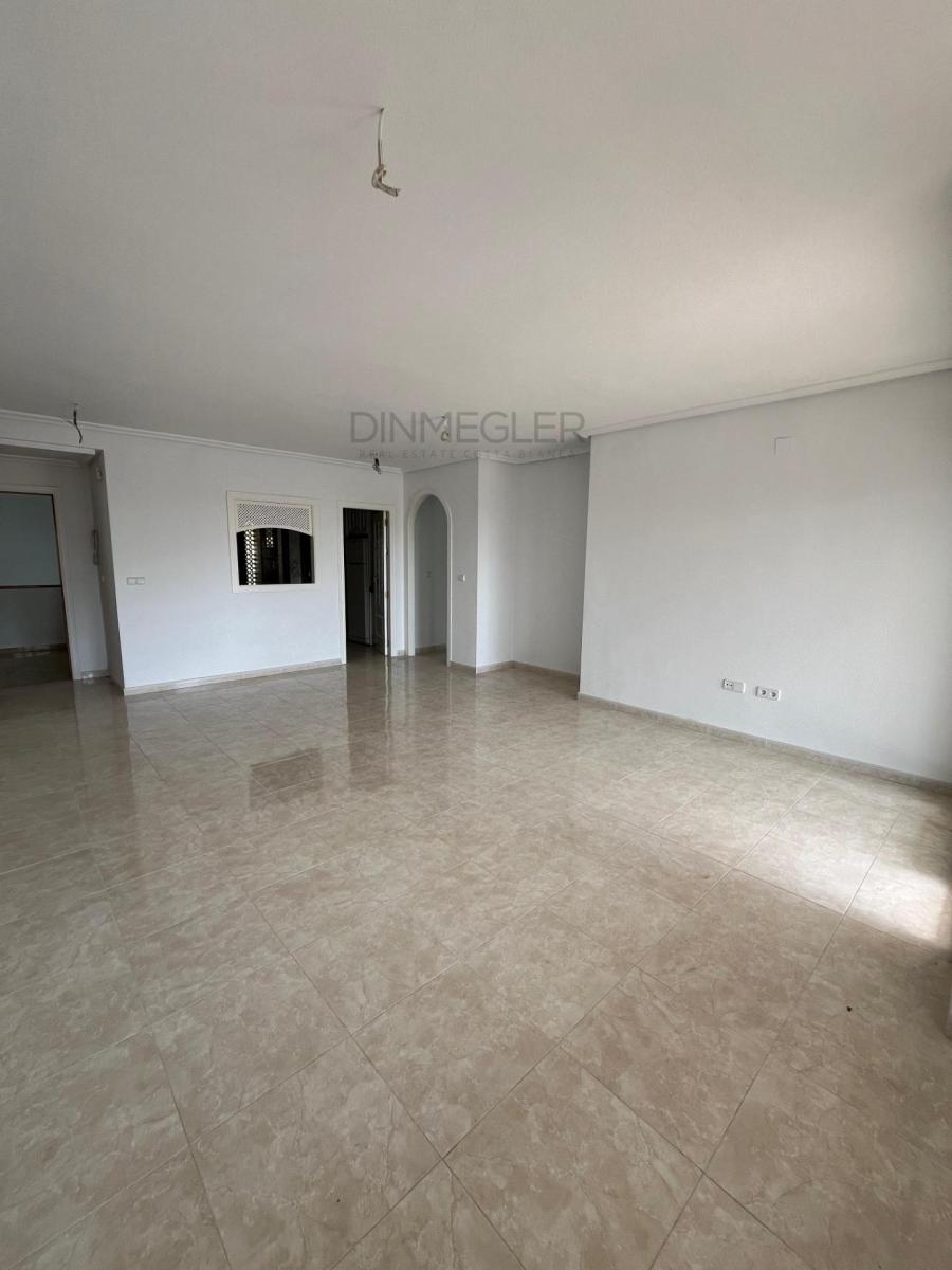 Flat for Sale in Orihuela