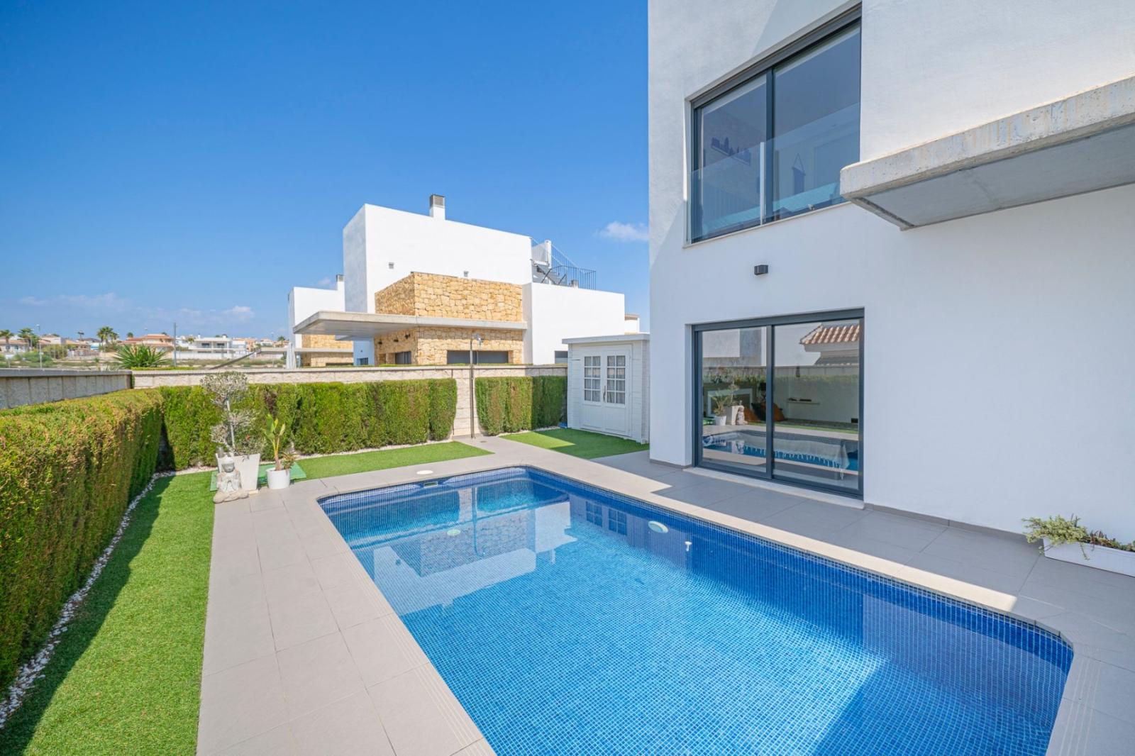 Villa en Venta en Rojales
