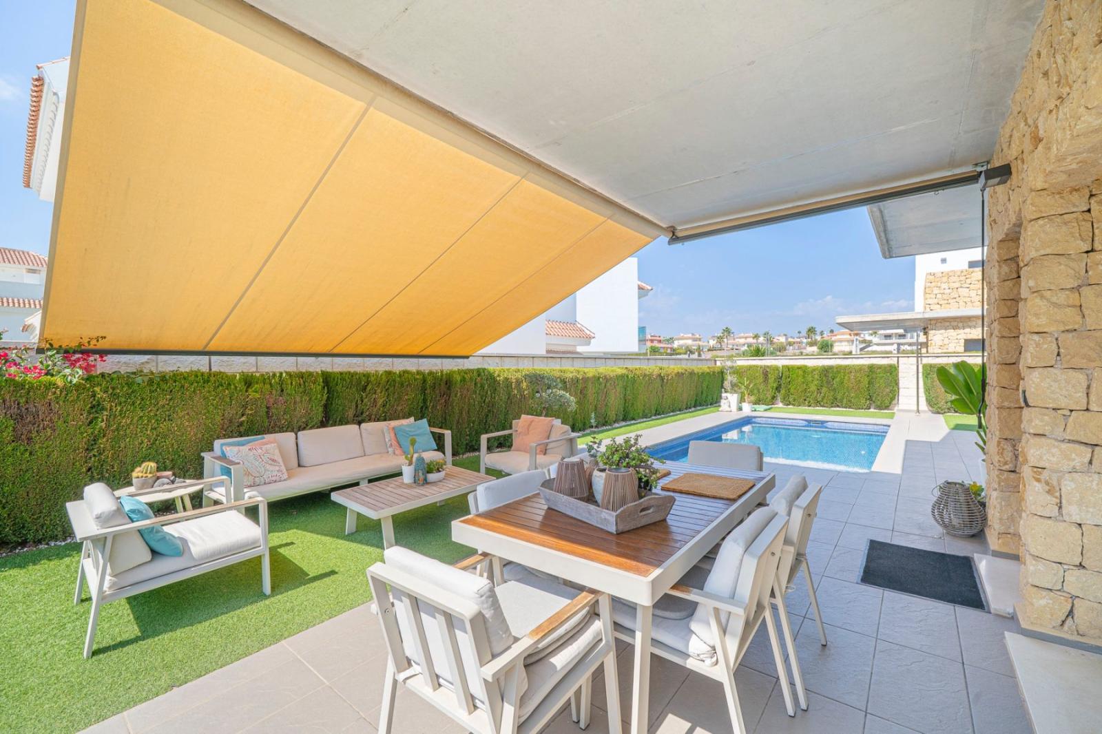 Villa en Venta en Rojales