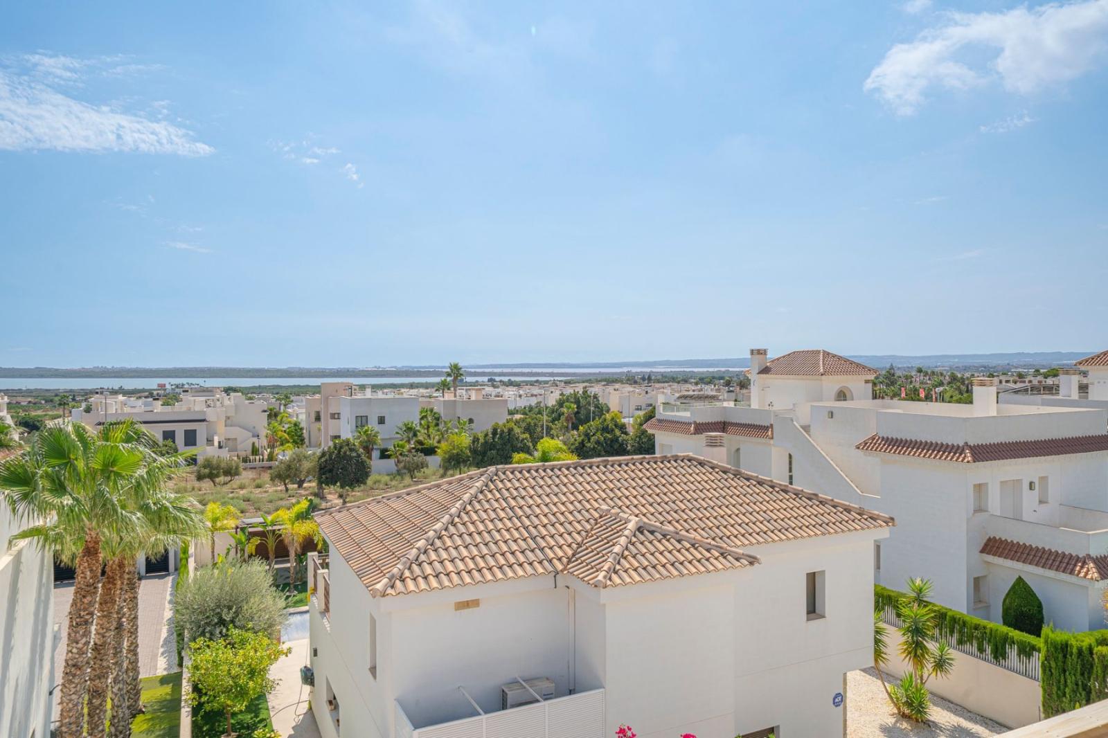 Villa en Venta en Rojales