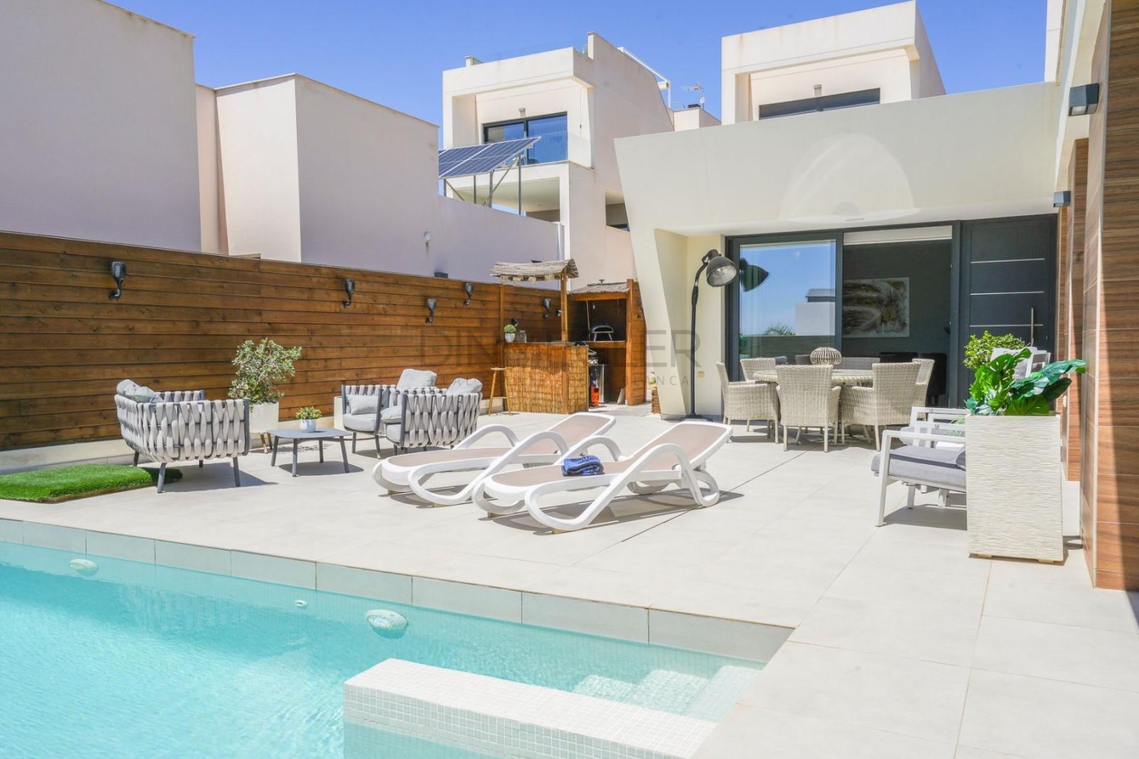 Villa en Venta en Benijófar