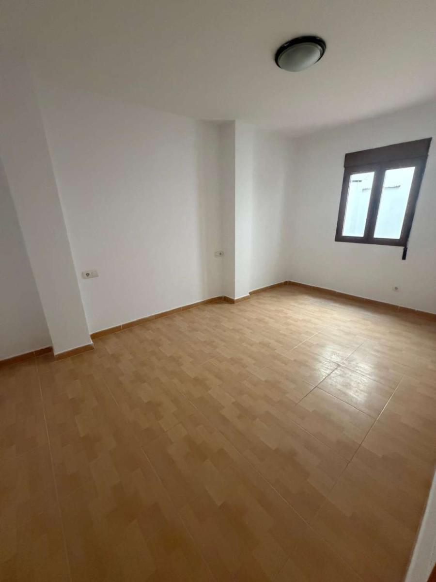Building for Sale in Vélez-Rubio