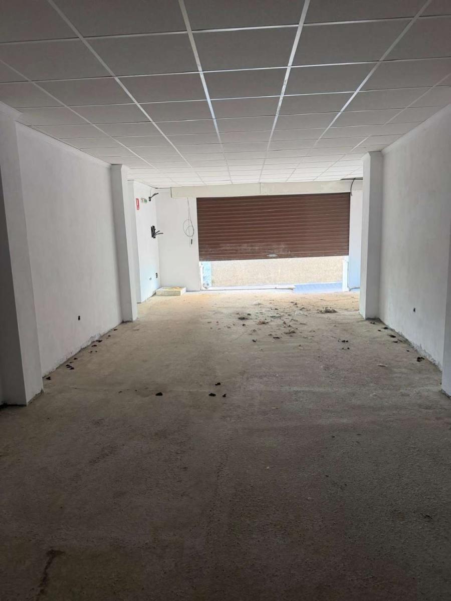 Building for Sale in Vélez-Rubio