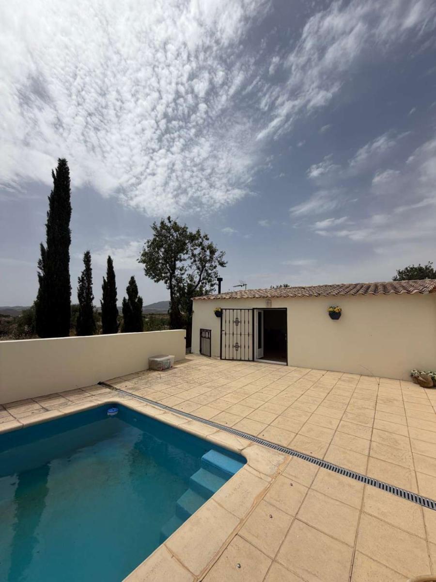 Villa for Sale in Vélez-Blanco