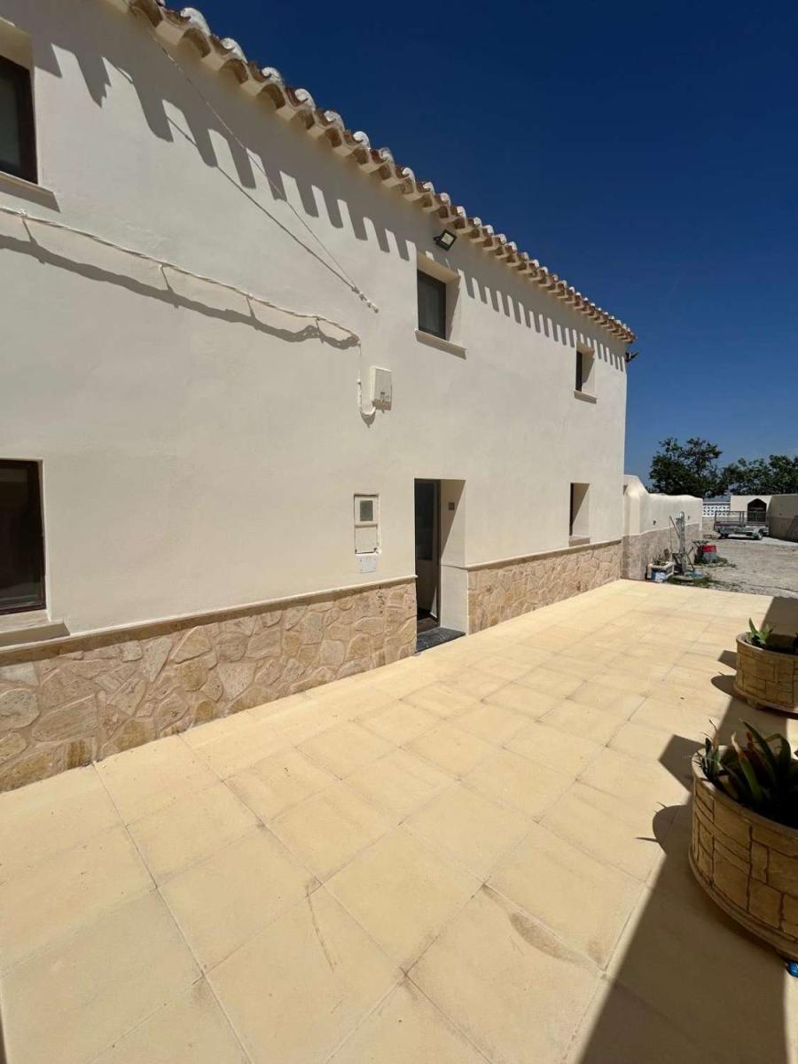 Villa for Sale in Vélez-Blanco