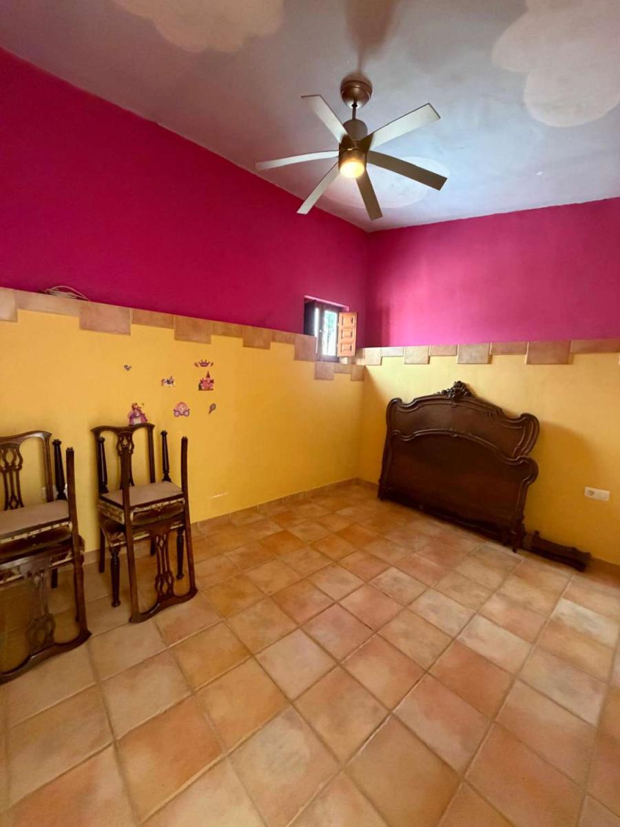 Villa for Sale in Vélez-Blanco