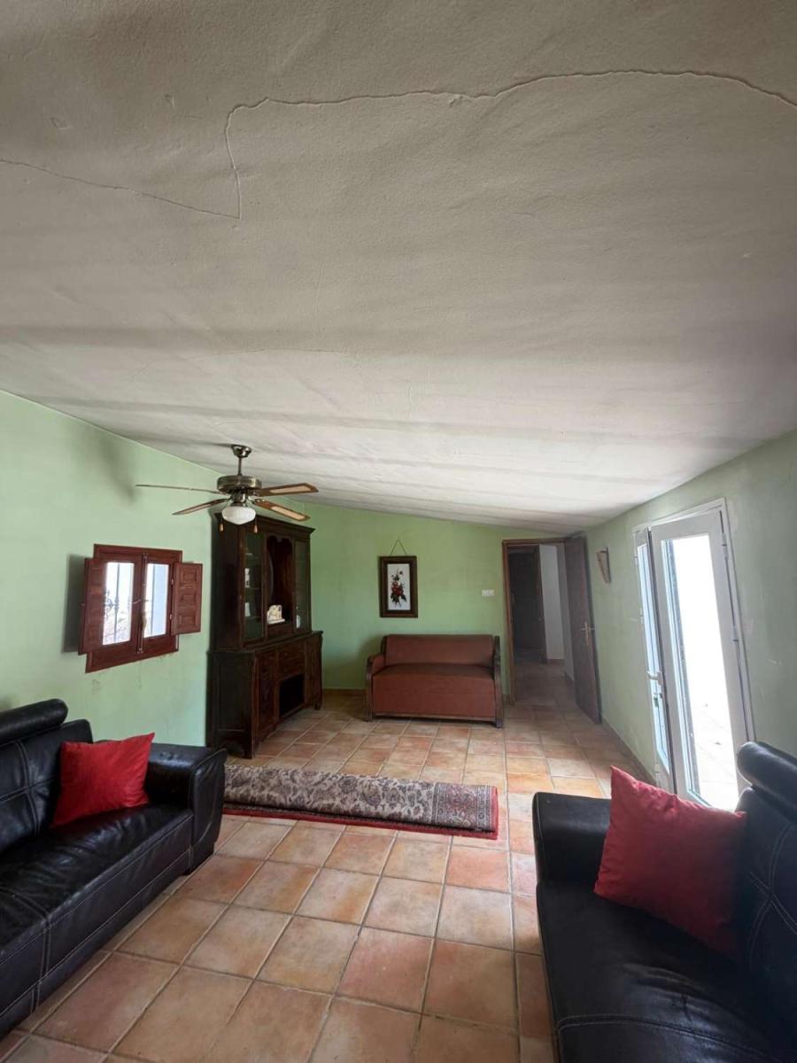Villa for Sale in Vélez-Blanco