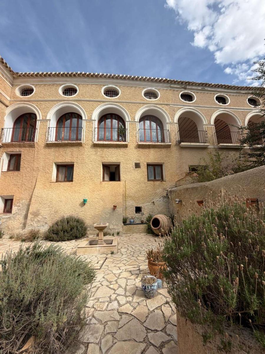 Hotel en Venta en Vélez-Blanco