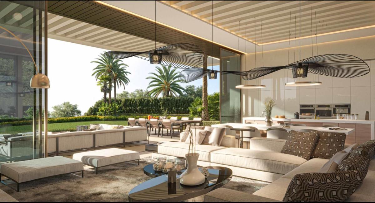 Plot for Sale in Benahavís