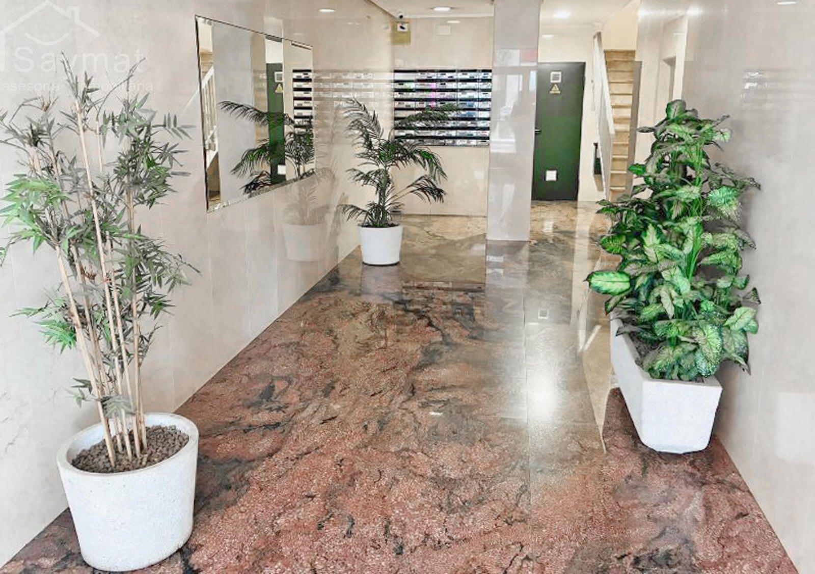 Flat for Sale in Santander