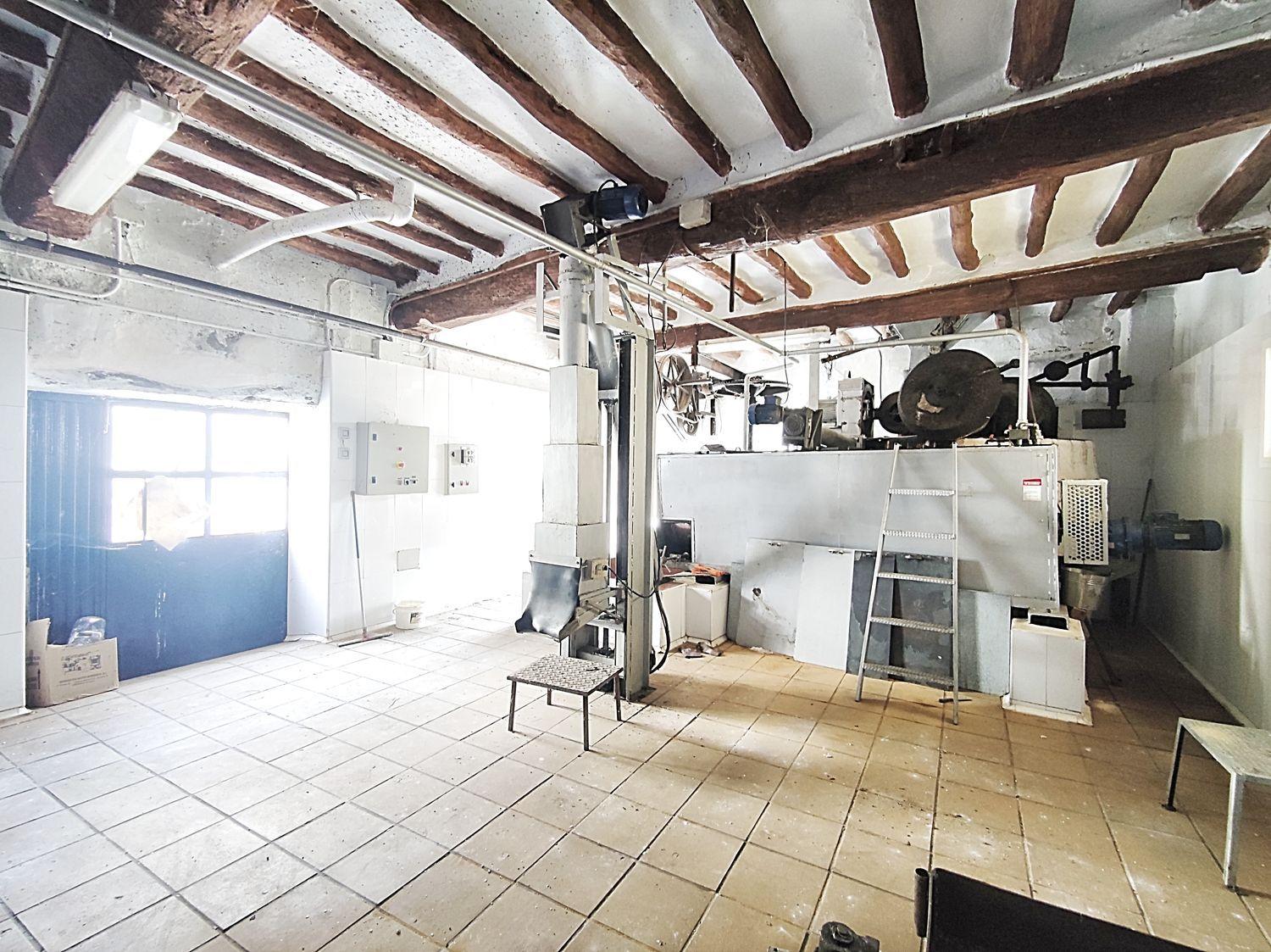 Building for Sale in Chiprana