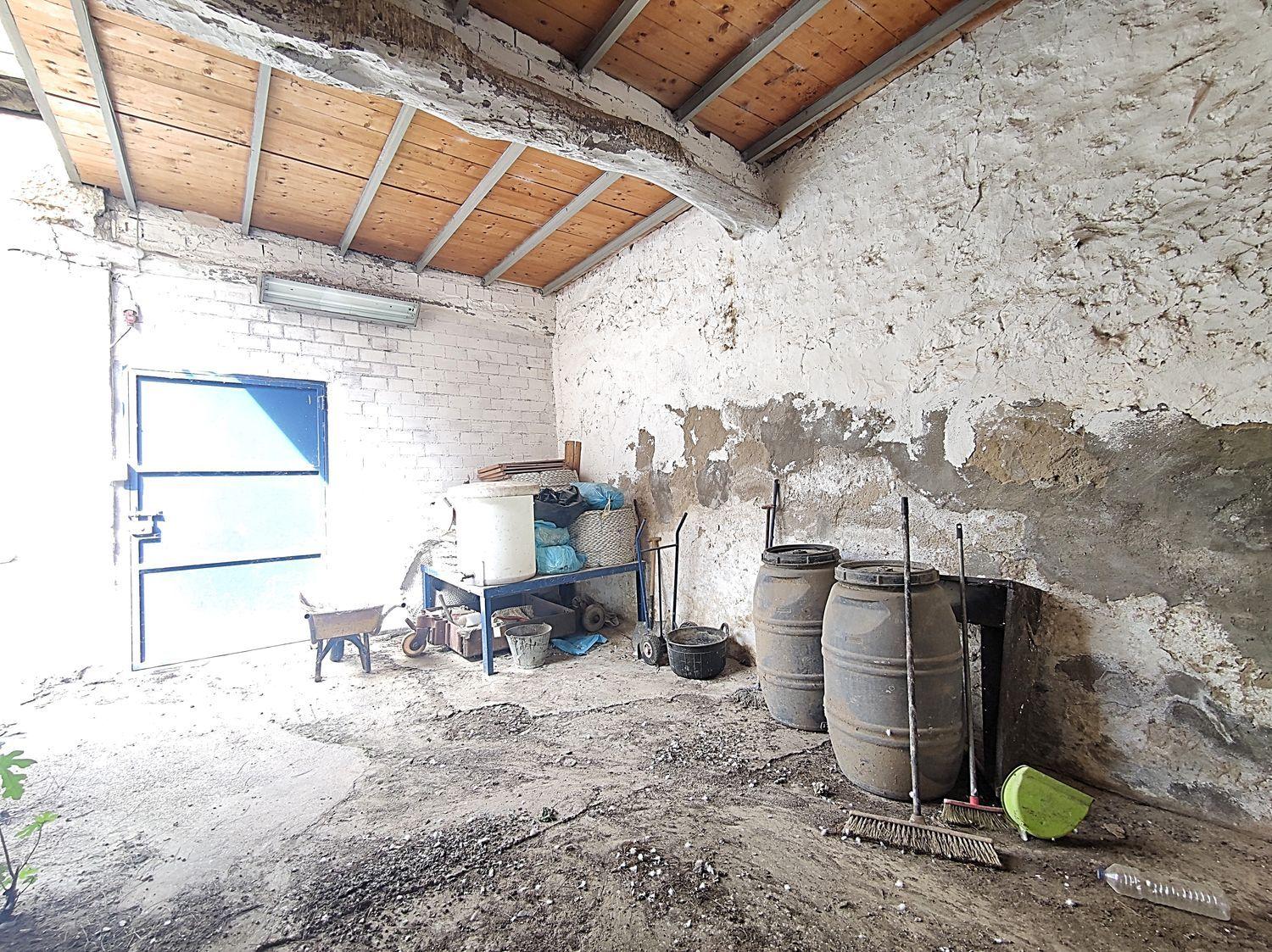 Building for Sale in Chiprana