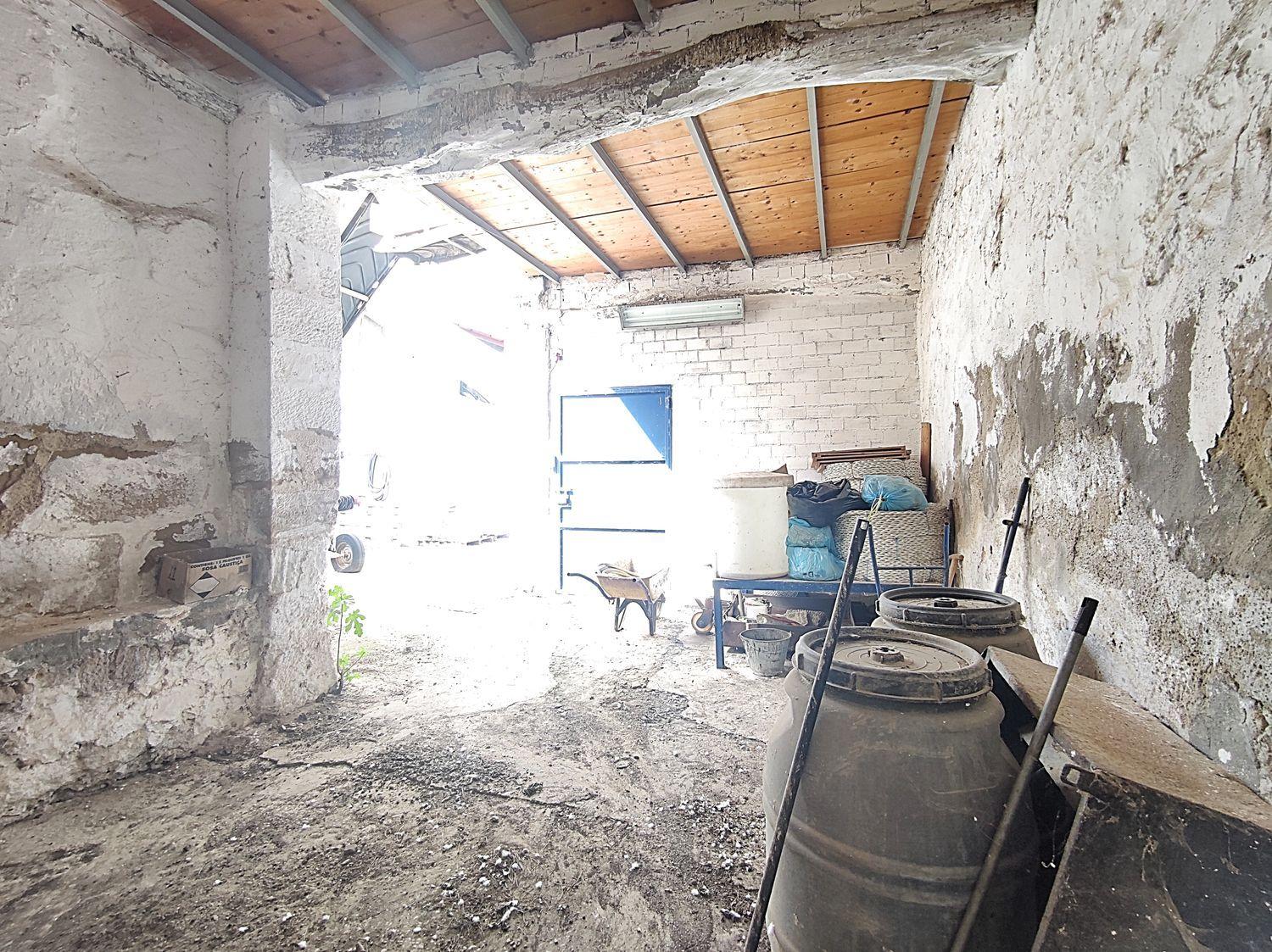 Building for Sale in Chiprana