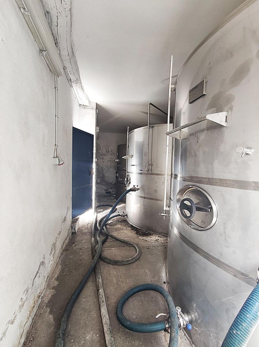 Building for Sale in Chiprana