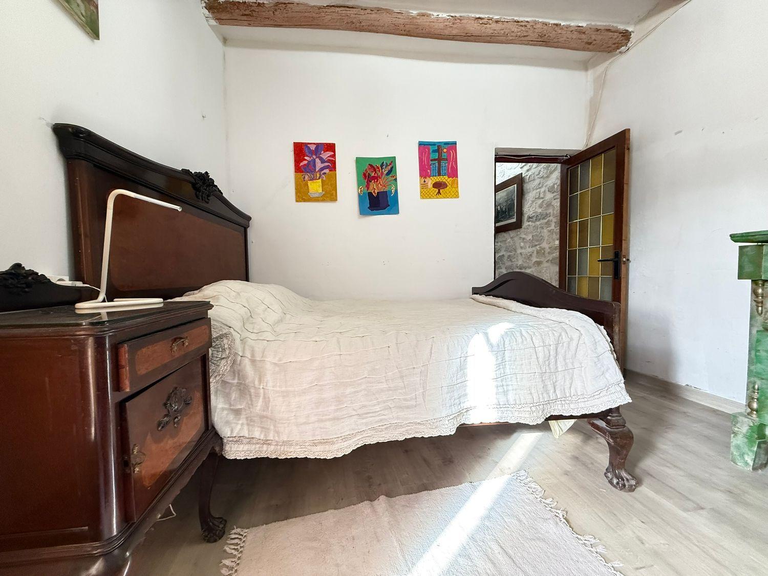 Villa for Sale in Nonaspe
